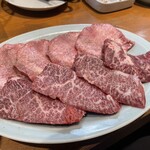 炭火焼肉ホルモンさわいし - 