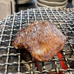 炭火焼肉ホルモンさわいし - 