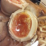 春木屋 - 煮玉子￥100（H26.11.28撮影）