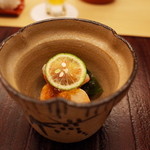 銀座 小十 - 鮟肝 車海老 鳴門のわかめ ジュレがけ