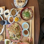 ギョウザとカレーのてっちゃん - ぎょうざ定食