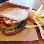 EMILY TEA&BREAD 湘南平塚店 - 