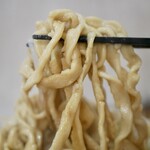 自家製麺 まさき - 麺リフトアップ