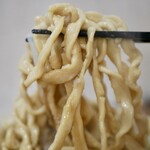 自家製麺 まさき - 麺リフトアップ