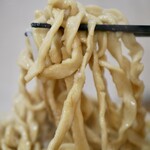 自家製麺 まさき - 麺リフトアップ