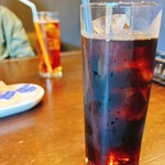 トラム - アイスコーヒーとアイスティー