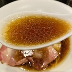 Ramen Afro Beats - 醤油ラーメンスープ