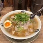 藤一番 - 料理写真:しょうゆらーめん(830円)