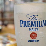 厳選もつ酒場 エビス参 - キンキンに冷えたジョッキが粋