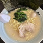 横浜家系ラーメン 魂心家 - 料理写真: