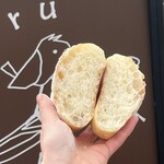 sioru bakery - sioruソフト(小) 150円 断面