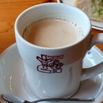 珈琲所コメダ珈琲店 - たっぷりミルクコーヒー680円