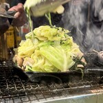 あぶり清水 - もつ塩炒め