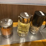 つけ麺 燕武 - 調味料