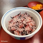 初駒 - 梅干と鹿尾菜の混ぜご飯