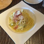 さくら坂ＶＩＶＡＣＥ - 季節野菜とパルミザンチーズとオリーブオイルのパスタ