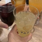 原価ビストロチーズプラス - カンパーイ！私と息子はお酒笑笑