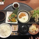 味里 - とんかつ三姉妹和膳