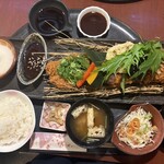 味里 - ダブルかつ和膳