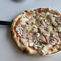 CODA ROSSA - ピザ（フンギ）