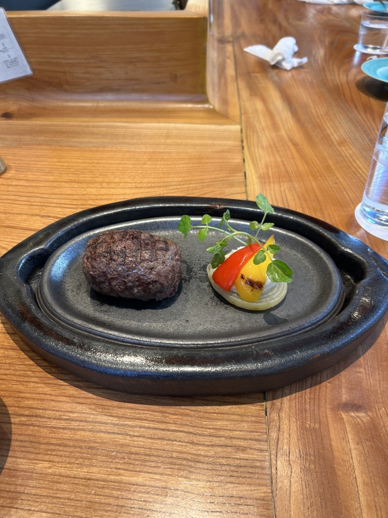 写真 : Beef Junkie （ビーフジャンキー） - 伏見/ハンバーグ | 食べログ