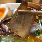チャーシュー麺専門 中華そば ピース - バラ煮豚