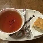 芽瑠詩 - 紅茶とケーキ
