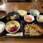芽瑠詩 - 日替わりランチ