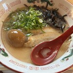 長浜ラーメン一番 松原南店 - ピカピカ卵ー そのまんまなんだー。