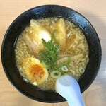 一麺亭 - 料理写真:しょうゆラーメン