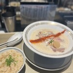 鯛白湯らーめん ○de▽ - とろり＋鯛めし