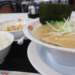 餃子の王将 - 新極王餃子の王将ラーメン＆ジャストサイズ麻婆豆腐＆ライス小