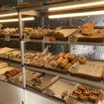 焼きたてパン マンハッタン - 