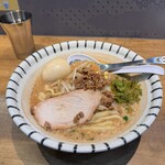 濃口背脂味噌らーめんと餃子 大福帳 - 