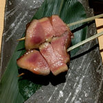 神田のまぐろトラエモン - 厚切り牛タン串　1,660円