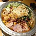 神田のまぐろトラエモン - 鶏味噌チゲ鍋（2〜3人前）　2,280円