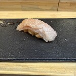 鮨処 凜 - ひらめエンガワ