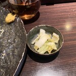 とんかつ六 - 漬物(2025年11月29日撮影