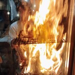 夜ノ森 川崎 - 漂う煙…目の前でコレやられて喰って美味くない訳が無い！