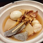 夜ノ森 - 「おでん盛合せ」この状態でも出来上がってるのですが…