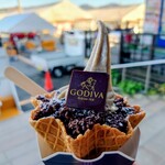 越前そばの里 - 和ショコラそばソフトクリーム〜そばクランチのせ〜600円