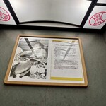 四海樓 - エレベーターの中に山下清氏が訪れた時の写真が飾ってありました