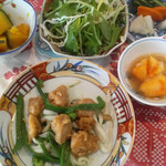 繚乱 - 今日のランチ   大豆ミートとイカピーマン中華炒め