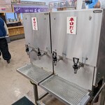 名玄 - 出汁は、甘口、辛口選び、自分で注ぎます