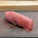 すし匠 - 中とろ