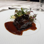 ON the TABLE CHINESE - 