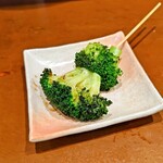 焼鳥と地酒 炭イッカ - ブロッコリー 焦がしニンニク風味で
