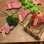 焼肉侘び寂び - 