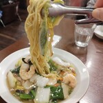 中華屋 KurumA - 焼いた麺が香ばしい