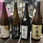 うなぎマフィア。 - 日本酒何にする？タイムで店主さまのオススメを持って来て下さりました
